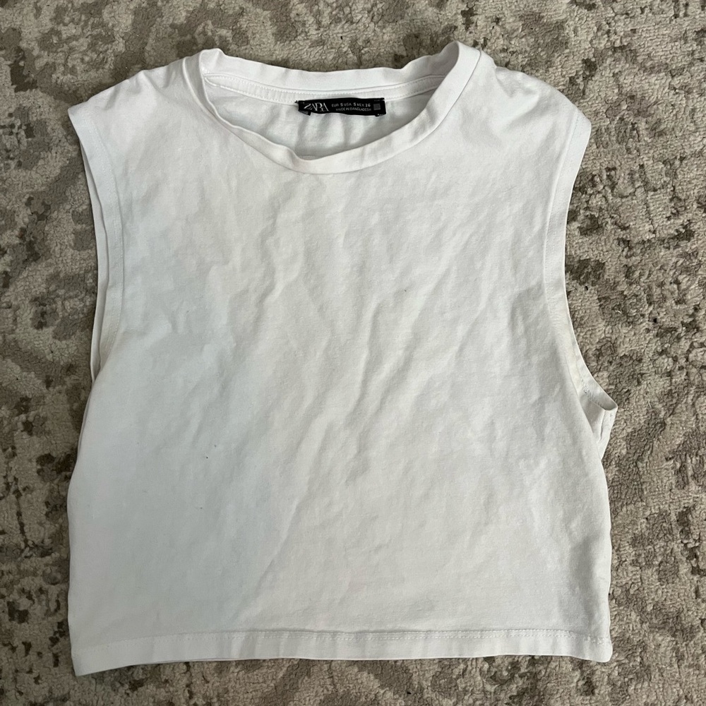 White Zara cropped tank, size small, never worn!